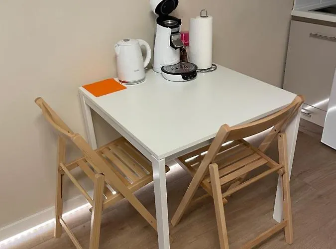 An Der Stadtmauer By Aux